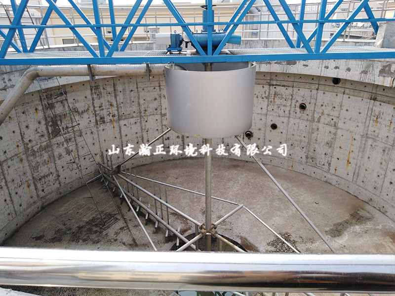 中心傳動(dòng)濃縮機(jī)